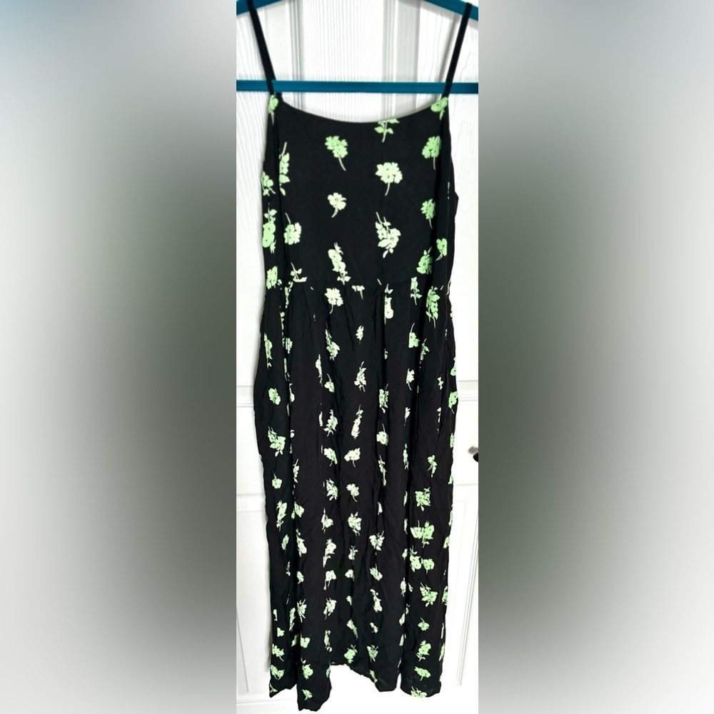 ‼️RARE‼️🎸WILD FABLE🎸🔥NWT🔥Floral Spaghetti Strap Empire Waist Midi Dress—XS